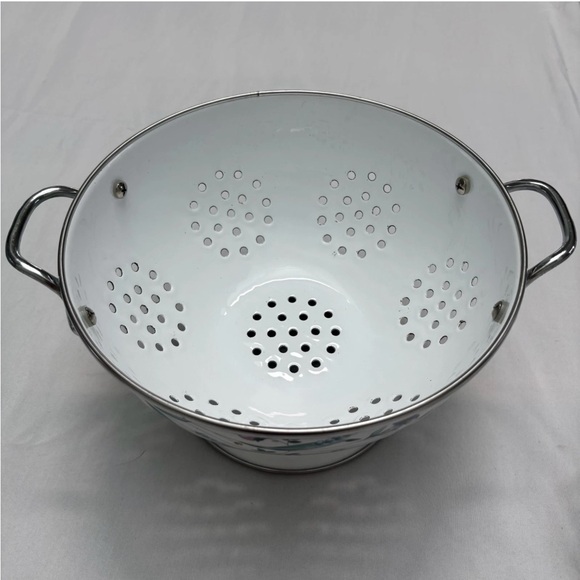 Pfaltzgraff April Flowers Enamel Colander Strainer - Picture 5 of 11